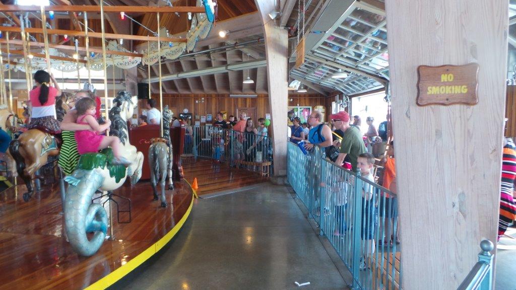 Carrousel (2)