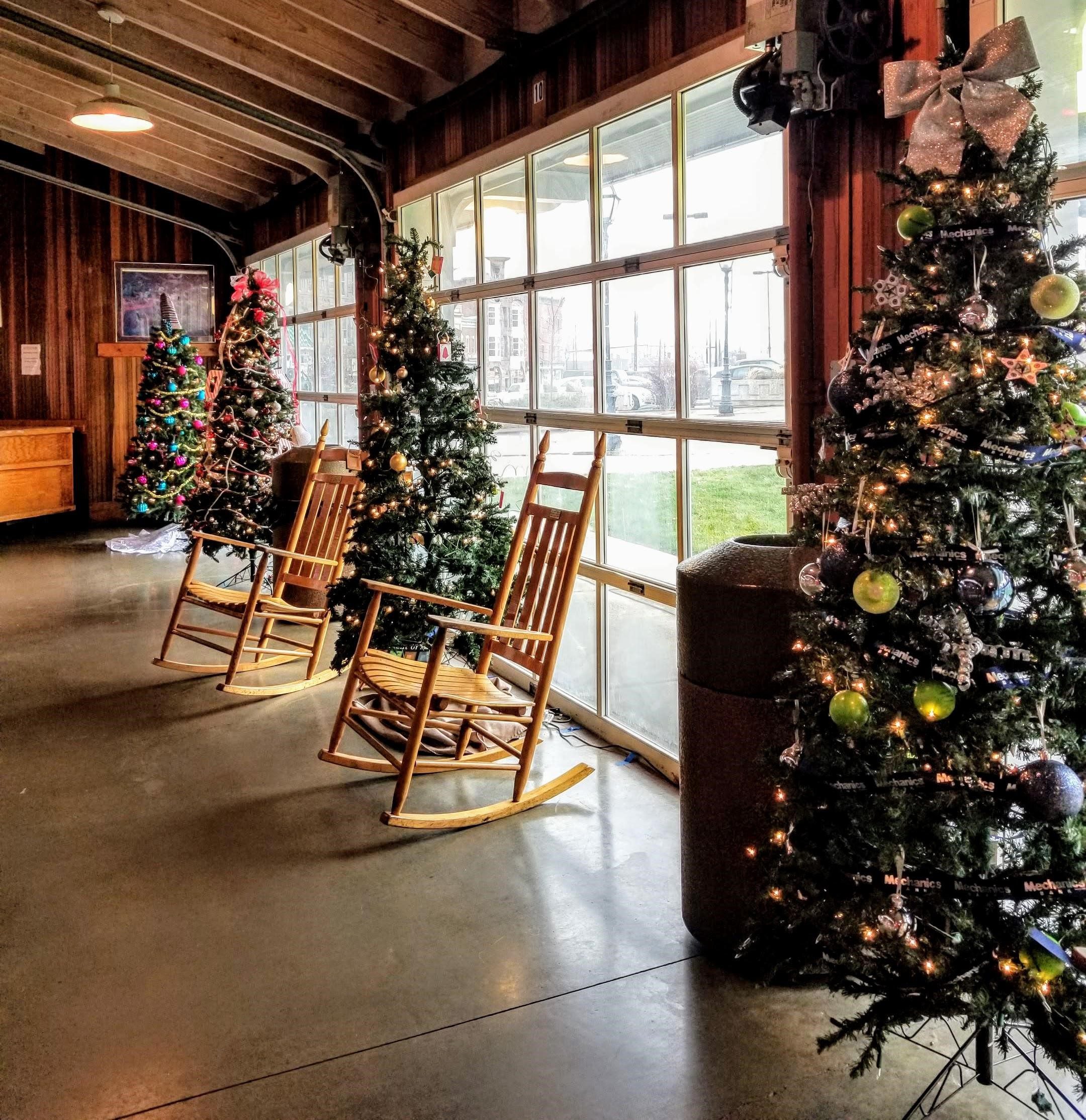 trees Richland Carrousel Park